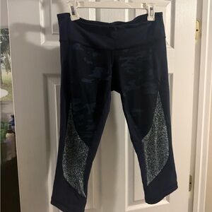 Lululemon Capri Navy Blue Camouflage Leggings